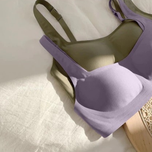 Design anatômico com alças largas e sem bojo, perfeito para liberdade e conforto
