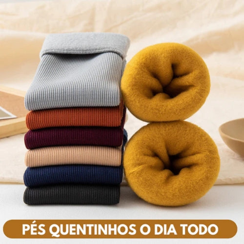 Meia antiderrapante para maior segurança ao caminhar