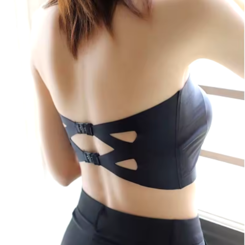 Modelo versátil que pode ser usado com qualquer tipo de roupa sem marcar