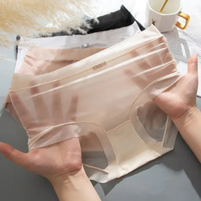 Ideal para usar com vestidos, leggings e roupas ajustadas