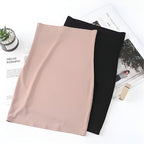 Vista frontal saia modeladora caimento liso