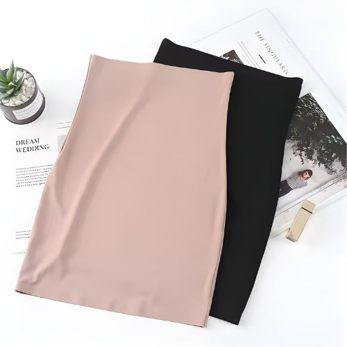 Vista frontal saia modeladora caimento liso